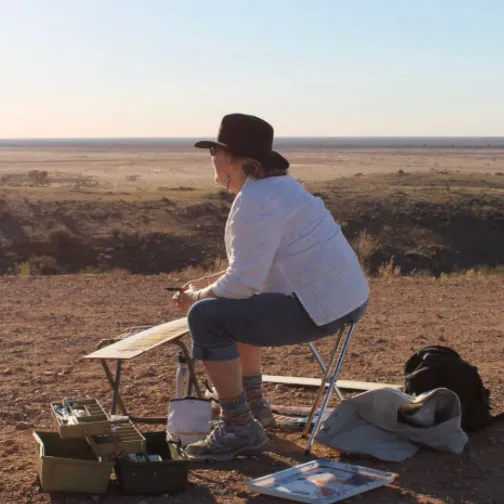 VAS Artist Louise Foletta painting plein air